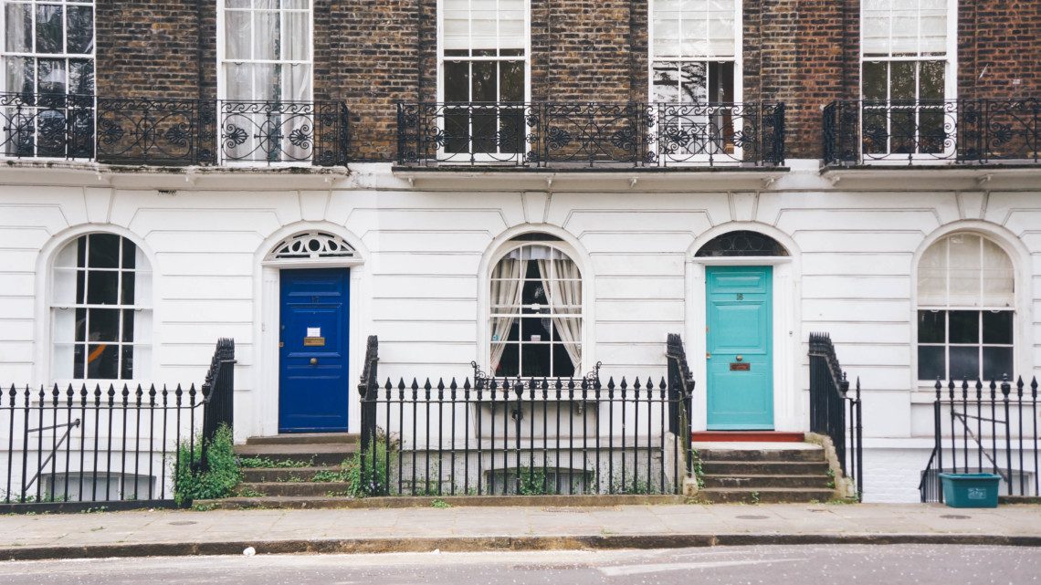 Calling all architecture lovers! A look at beautiful doors around the world.