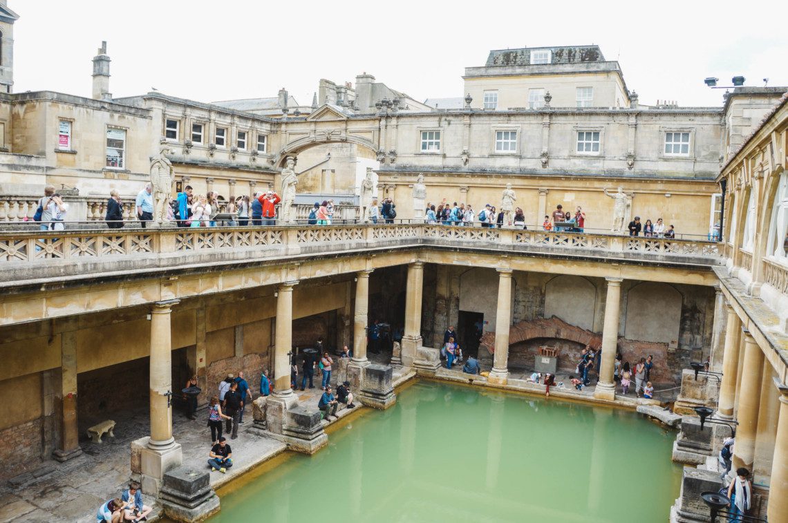 A guide Bath including where to stay, eat, and shop in this gorgeous historic town.